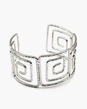 Load image into Gallery viewer, Squared Pattern Metal Wire Cuff Bracelet
