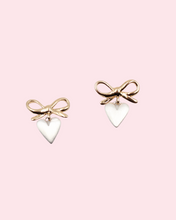 Load image into Gallery viewer, Hearts &amp; Bows Earrings
