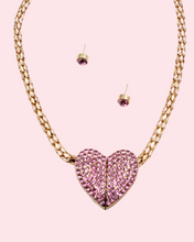 Load image into Gallery viewer, Magnetic Heart Pink Necklace
