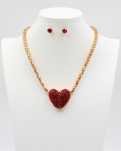 Load image into Gallery viewer, Magnetic Heart Red Necklace
