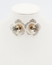 Load image into Gallery viewer, Laser Cut Metal Flower Earrings
