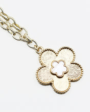 Load image into Gallery viewer, Matt Gold Flower Pendant Necklace
