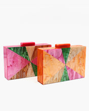 Load image into Gallery viewer, Colorful Resin Shell Clutch with Gold Chain
