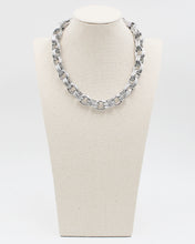 Load image into Gallery viewer, Double Link Metal Chain Necklace
