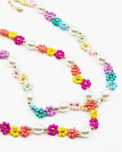 Load image into Gallery viewer, Flower &amp; Pearl Beaded Necklace
