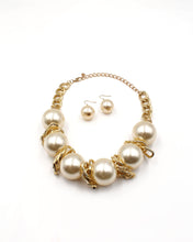 Load image into Gallery viewer, Large Pearl Necklace &amp; Earrings (Gold)
