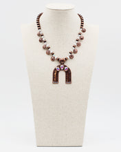 Load image into Gallery viewer, Navajo Pearl Beaded Necklace with Horseshoe Pendant
