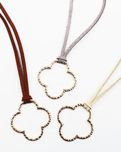Load image into Gallery viewer, Drawstring Suede Chain Necklace with Flower Pendant
