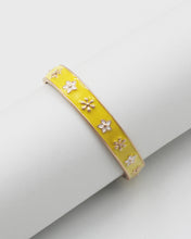 Load image into Gallery viewer, Metal Cuff Bracelet with Flowers
