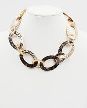 Load image into Gallery viewer, Textured Metal Link Necklace
