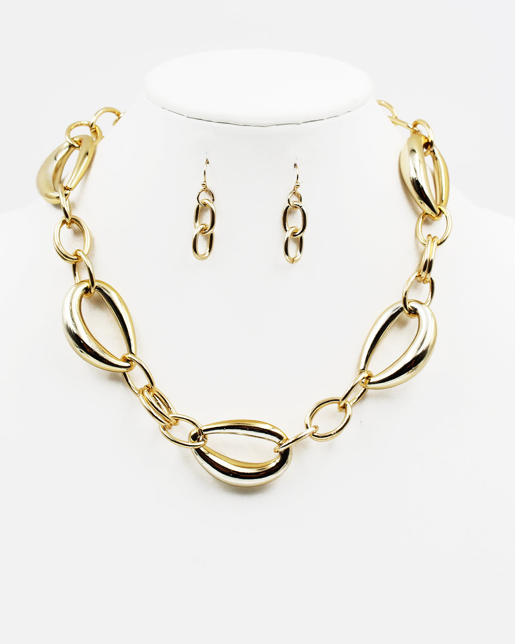 Hollow Chain Link Necklace