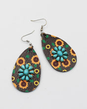 Load image into Gallery viewer, Tear Drop Leather Earrings with Turquoise Flower
