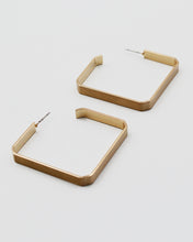 Load image into Gallery viewer, Matte Metal Square Earrings
