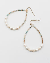 Load image into Gallery viewer, Faceted Crystal &amp; Pearl Beaded Earrings
